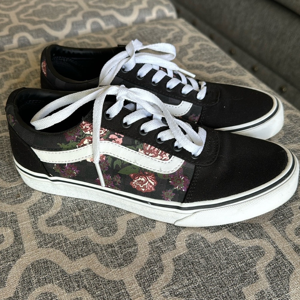 Women’s vans shoes size 8.5 floral